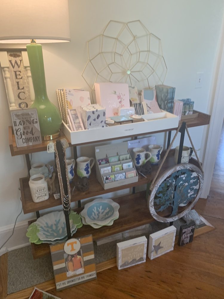 HAYLOFT Updated June 2024 416 N Wall St, Calhoun, Women's