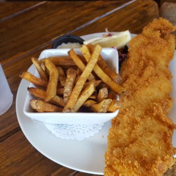 Stonewater Pub - Fish and Chip - Irish Near Me - Gananoque, Ontario Stonewater Pub - Fish and Chip - Irish Near Me - Gananoque, Ontario