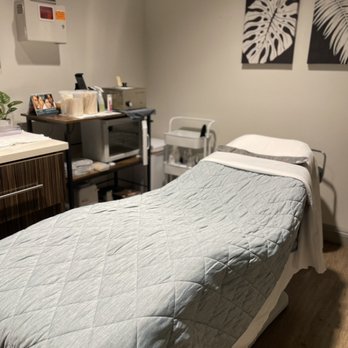Dermacation Skin Retreat - Treatment room - Skin Care Near Me - Santa Ana, California Dermacation Skin Retreat - Treatment room - Skin Care Near Me - Santa Ana, California