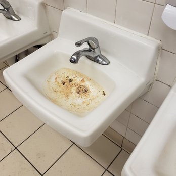 Target - Can't understand how the restroom looks like this - Department Stores Near Me - South Gate, California Target - Can't understand how the restroom looks like this - Department Stores Near Me - South Gate, California