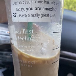 Venti Iced Caramel Macchiato Venti Iced Caramel Macchiato