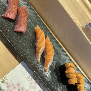 Sushi Hiro - Chutoro (4 stars), Salmon Belly, & Hokkaido Uni (3 stars) - Japanese Near Me - Las Vegas, Nevada
