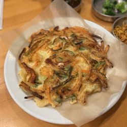 Dae Bak Korean Restaurant - Seafood pancake