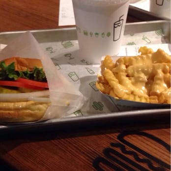 Shake Shack River North - Where's the beef? - Burgers Near Me - Chicago, Illinois Shake Shack River North - Where's the beef? - Burgers Near Me - Chicago, Illinois