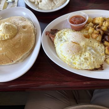Janet's Cafe - Corned Beef Hash and Eggs with Pancakes - Breakfast & Brunch Near Me - El Cajon, California Janet's Cafe - Corned Beef Hash and Eggs with Pancakes - Breakfast & Brunch Near Me - El Cajon, California