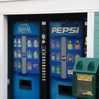 Friday Harbor Ferry Terminal - A couple of vending machines are the only services you'll find here. - Ferries Near Me - Friday Harbor, Washington Friday Harbor Ferry Terminal - A couple of vending machines are the only services you'll find here. - Ferries Near Me - Friday Harbor, Washington