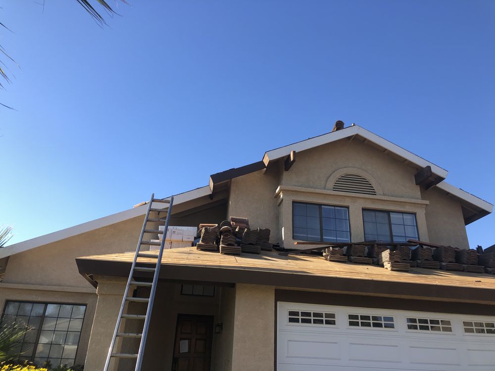 Slide of Bazan Roofing