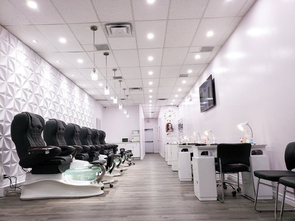 STARSHINE NAILS & SPA Updated September 2024 700 Eagleson Road, Kanata, Ontario Nail