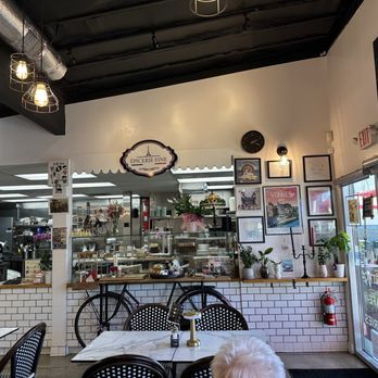 Delices Du Chef - Inside - French Near Me - Torrance, California