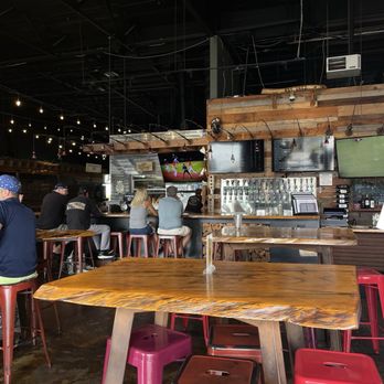 Belching Beaver Pub 980 - Interior - Brewpubs Near Me - Vista, California Belching Beaver Pub 980 - Interior - Brewpubs Near Me - Vista, California