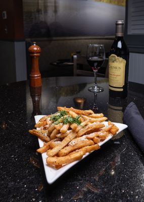 At Elm St Grill by null