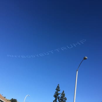 Rose Parade Route - Somebody doesn't like Donald Trump... - Festivals Near Me - Pasadena, California