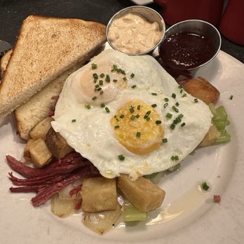 Hell's Kitchen - Corned Beef Hash and Eggs - New American Near Me - Minneapolis, Minnesota