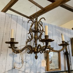 M43 Mercantile - Vintage chandelier