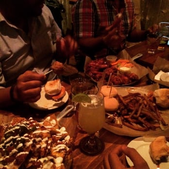 Bronx Alehouse - Nachos, bombers, and wings so yummmmmy - American Near Me - Bronx, New York