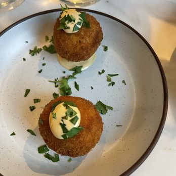 Lola - Croqueta - Spanish Near Me - Nashville, Tennessee