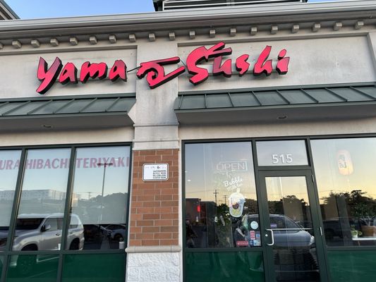 Yama Sushi by null