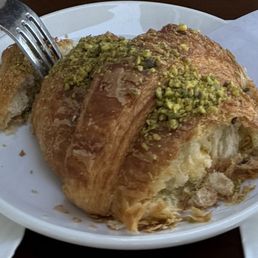 Pistachio Croissant