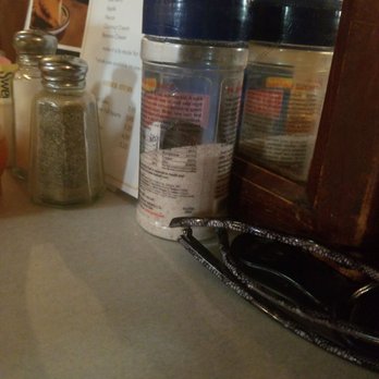 Idle Isle Cafe - Glasses at the table - American Near Me - Brigham City, Utah