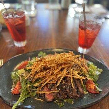 Tommy Bahama Restaurant & Bar - Filet mignon salad - Seafood Near Me - The Woodlands, Texas Tommy Bahama Restaurant & Bar - Filet mignon salad - Seafood Near Me - The Woodlands, Texas
