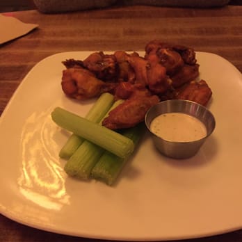 Earls Kitchen + Bar - Hot wings - Canadian (New) Near Me - Calgary, Alberta Earls Kitchen + Bar - Hot wings - Canadian (New) Near Me - Calgary, Alberta