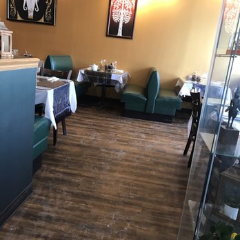 Dan Thai - Inside - Thai Near Me - Schaumburg, Illinois Dan Thai - Inside - Thai Near Me - Schaumburg, Illinois