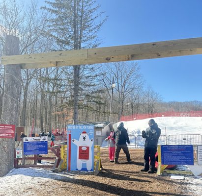 Campgaw Mountain Ski Area by null