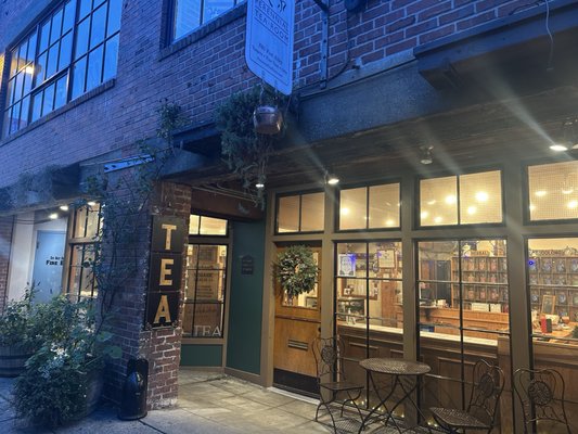 Perennial Tea Room by null