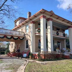 Laurel Ridge Shop & Inn