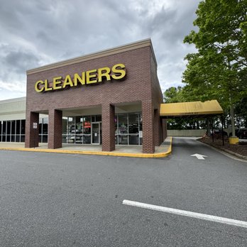 World Cleaners - Outside view - Dry Cleaning Near Me - Woodstock, Georgia World Cleaners - Outside view - Dry Cleaning Near Me - Woodstock, Georgia