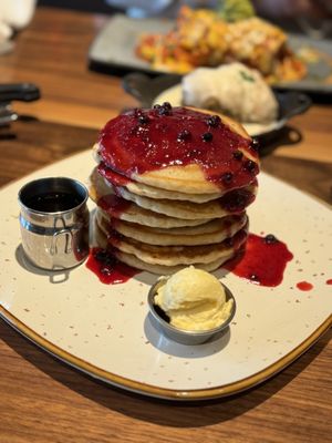 Lazy Dog Restaurant & Bar by null