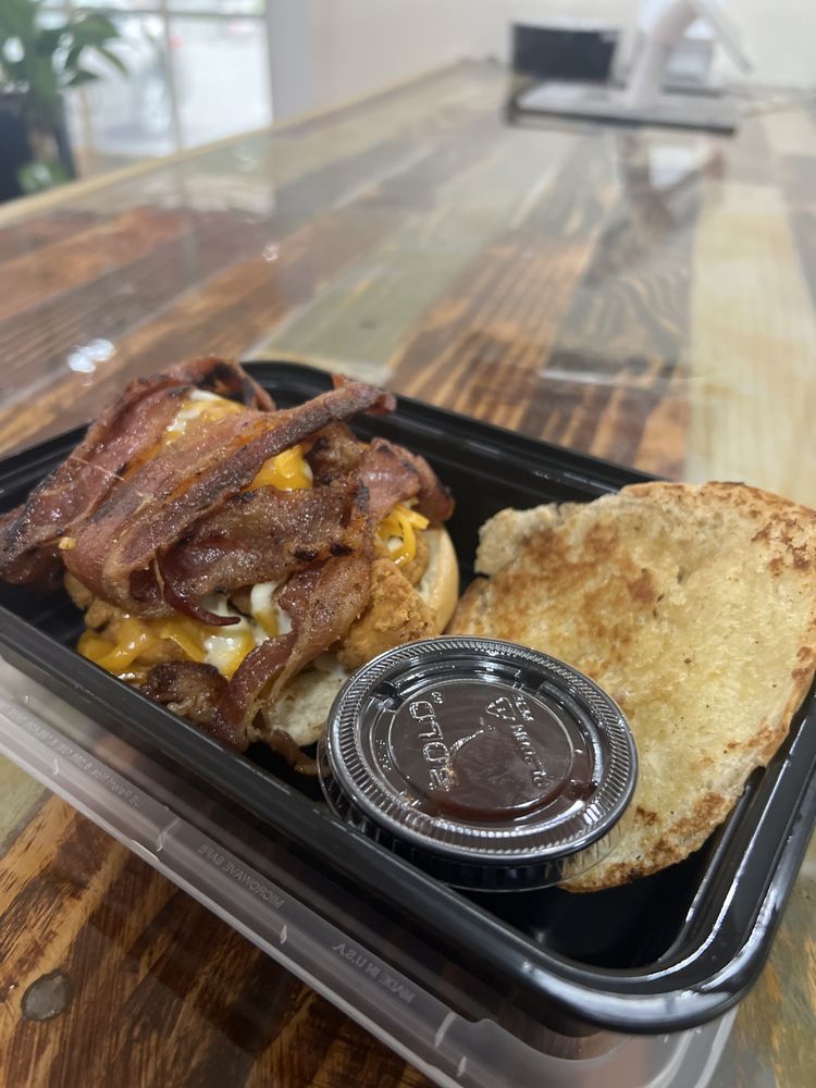 NUTMEGZ RESTAURANT Updated August 2024 16 Photos & 13 Reviews