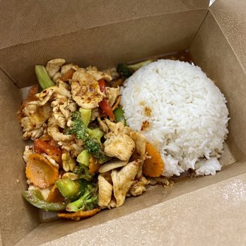Khob Khun Thai Food - Cashew chicken! (Ordered no onions) - Thai Near Me - Gold Beach, Oregon Khob Khun Thai Food - Cashew chicken! (Ordered no onions) - Thai Near Me - Gold Beach, Oregon