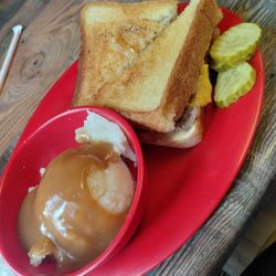Bucks N Berries Cafe - Roast beef sandwich with mashed potatoes