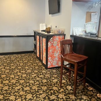 Palace Chinese Restaurant - the front desk and seating area - Chinese Near Me - Birmingham, Alabama Palace Chinese Restaurant - the front desk and seating area - Chinese Near Me - Birmingham, Alabama