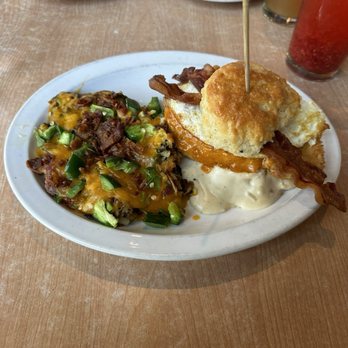 Sweet Lake Biscuits & Limeade - Loaded Hash - Breakfast & Brunch Near Me - Draper, Utah Sweet Lake Biscuits & Limeade - Loaded Hash - Breakfast & Brunch Near Me - Draper, Utah