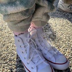 Tillys - Converse Chuck Taylor All Star High Top Kids Shoes~ Eldest is loving her new kicks and one of the boys I nanny has the same pair!!