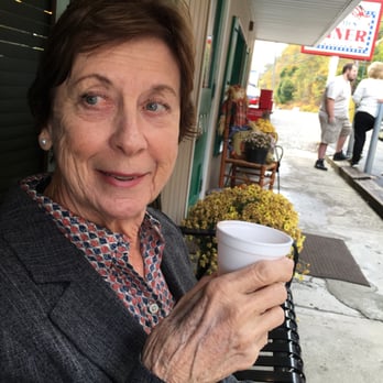 David's Diner - Hot cider while you wait! - Breakfast & Brunch Near Me - Springdale, Pennsylvania