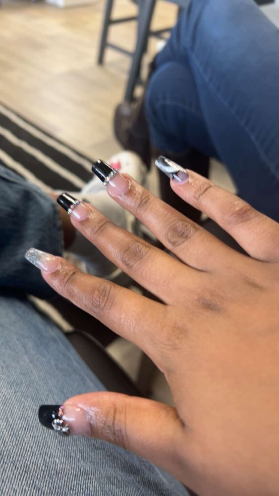 LD NAIL SALON Updated September 2024 Request an Appointment 9459