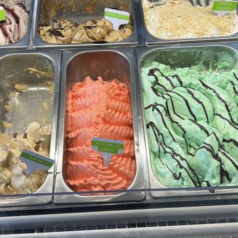 Bazaria Sweets - Ice Cream & Frozen Yogurt Near Me - Plano, Texas