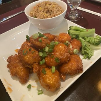 Nine Dragons Restaurant - Spicy Honey Crispy Chicken - Chinese Near Me - Lake Buena Vista, Florida Nine Dragons Restaurant - Spicy Honey Crispy Chicken - Chinese Near Me - Lake Buena Vista, Florida