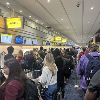 Spirit Airlines - Line 3 rows deep at 5am - Airlines Near Me - Las Vegas, Nevada Spirit Airlines - Line 3 rows deep at 5am - Airlines Near Me - Las Vegas, Nevada