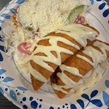 El Catracho - I tried the "pastelitos" on their menu very delicous and well served! Great atmosphere. Will def be coming back to visit - Honduran Near Me - Conroe, Texas