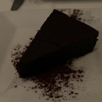 Loi Estiatorio - Sokolatopita / Chocolate Cake - Greek Near Me - New York, New York Loi Estiatorio - Sokolatopita / Chocolate Cake - Greek Near Me - New York, New York