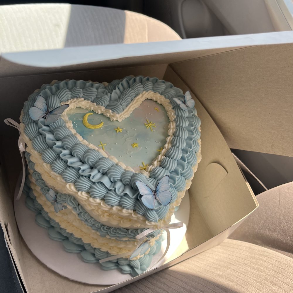 CakeBox Cake, Cookie & Candy Supplies - The cake in its box, showing the top with all its ruffles, butterflies, and white satin ribbon bows - Bakeries Near Me - Riverside, California CakeBox Cake, Cookie & Candy Supplies - The cake in its box, showing the top with all its ruffles, butterflies, and white satin ribbon bows - Bakeries Near Me - Riverside, California