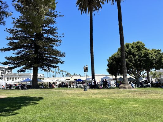 Downtown Oxnard Farmers Market by null