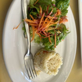 La Puntilla - Salad and rice - Seafood Near Me - Playa Sur, SIN
