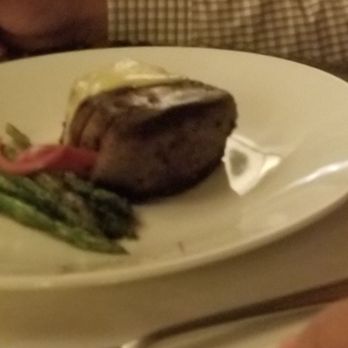Roxy Restaurant & Bar - Filet mignon - Bars Near Me - Reno, Nevada Roxy Restaurant & Bar - Filet mignon - Bars Near Me - Reno, Nevada
