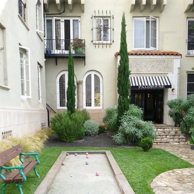 Maison Twenty Seven by null