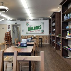 Kalani’s Hawaiian Style Cafe - Great atmosphere